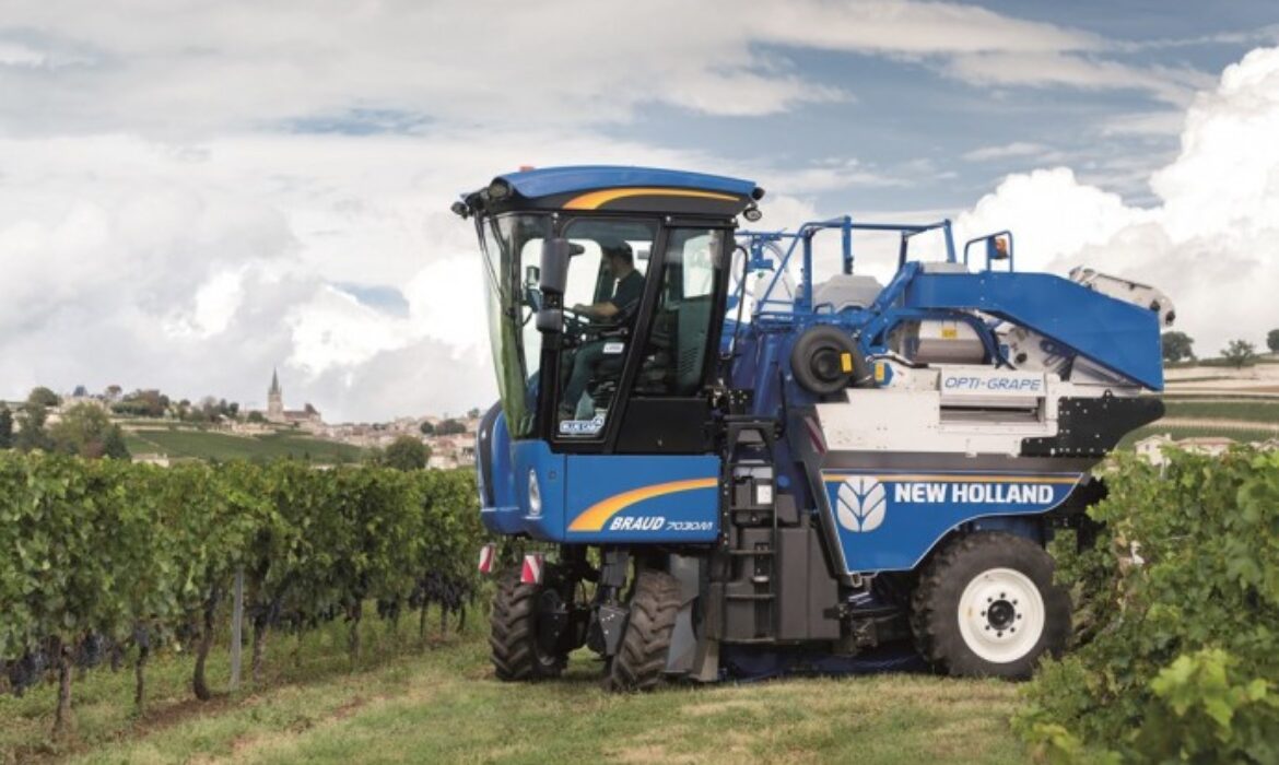 New Holland presenta la nueva gama compacta de vendimiadoras Braud