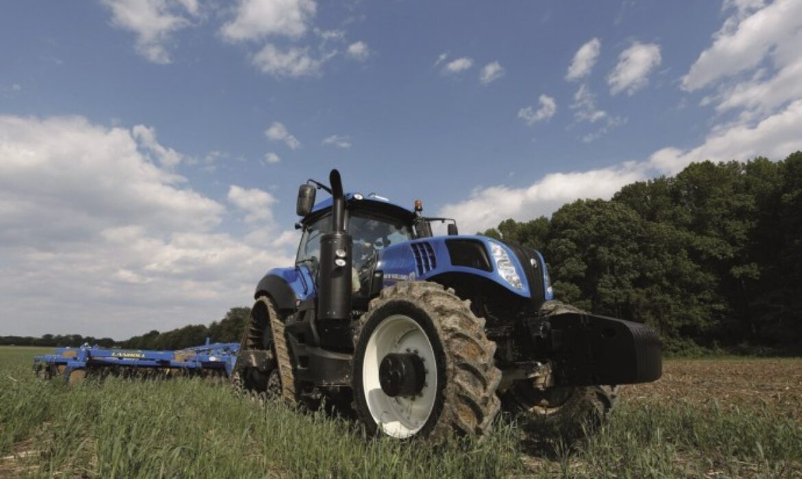 New Holland Agriculture presenta la serie de tractores T8 actualizada