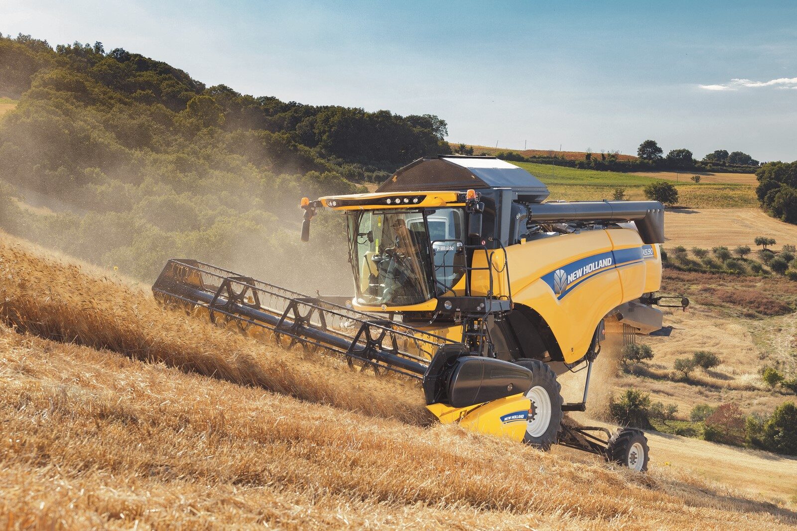 New Holland lanza las nuevas cosechadoras de las series CX5 y CX6