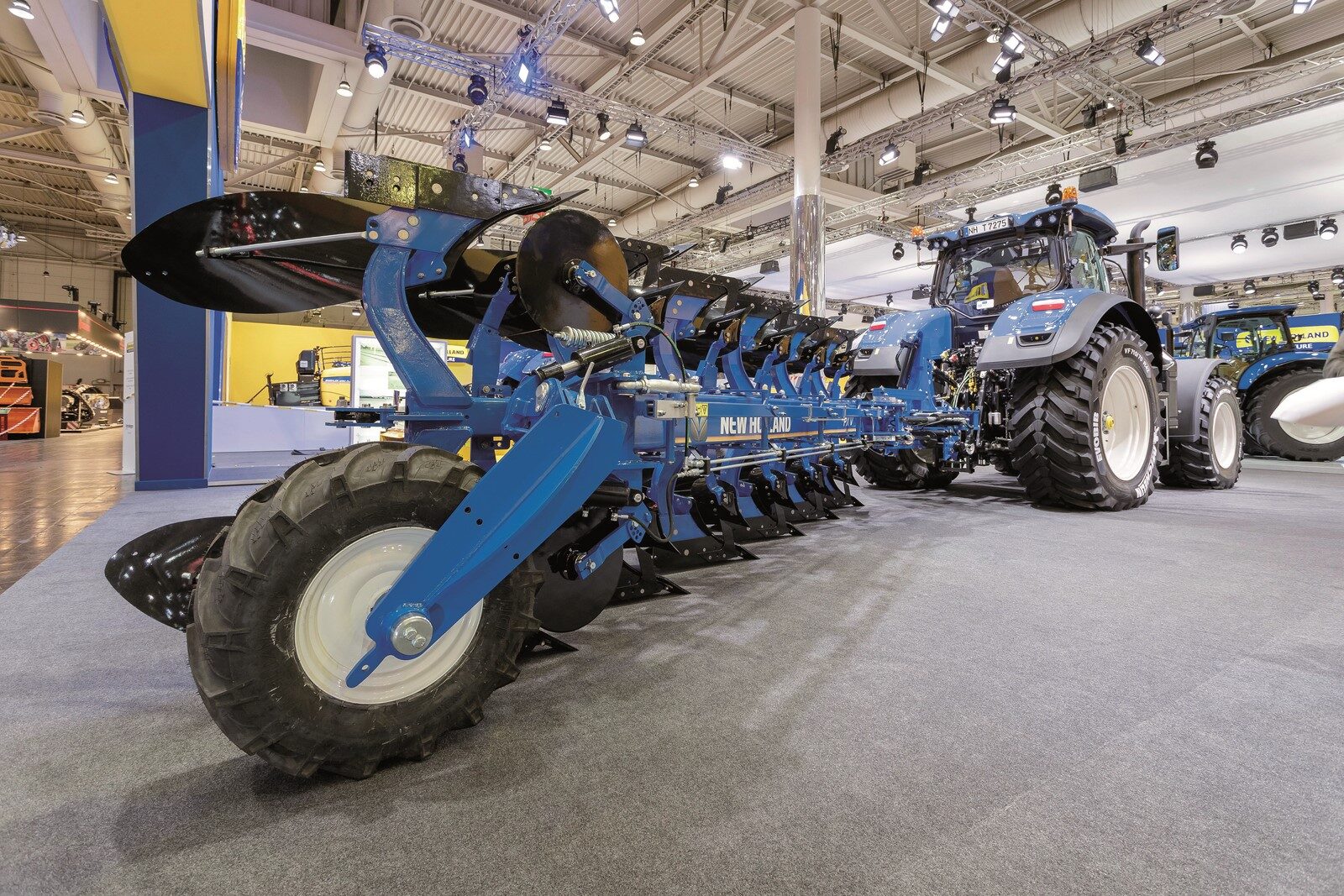 New Holland presenta una selección de su nueva oferta de implementos agrícolas en Agritechnica 2017